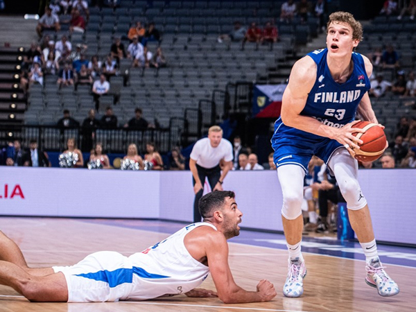 אך מרקאנן החזיק את הפינים כמעט לבדו (FIBA)