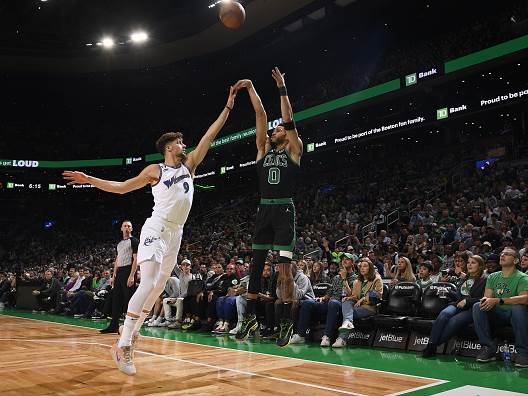 רק 11 דקות לאבדיה (Getty, Brian Babinaeu)