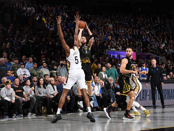 קאמבק אדיר (Noah Graham/NBAE via Getty Images)