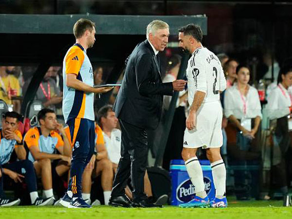 אנצ`לוטי ספג ביקורת על החילופים (Jose Breton/Pics Action/NurPhoto via Getty Images)