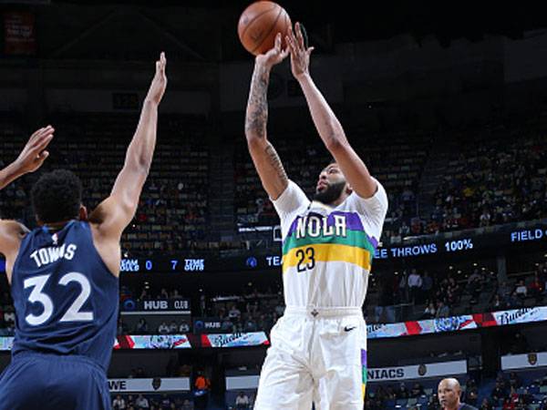 משחק אמוציונלי לדייויס (צילום: Layne Murdoch Jr./NBAE via Getty Images)