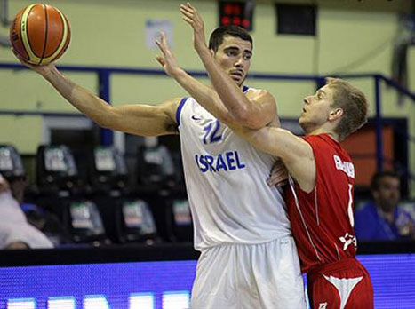 מנקו. "ירושלים עדיין לא דיברה איתי"(איגוד הכדורסל)