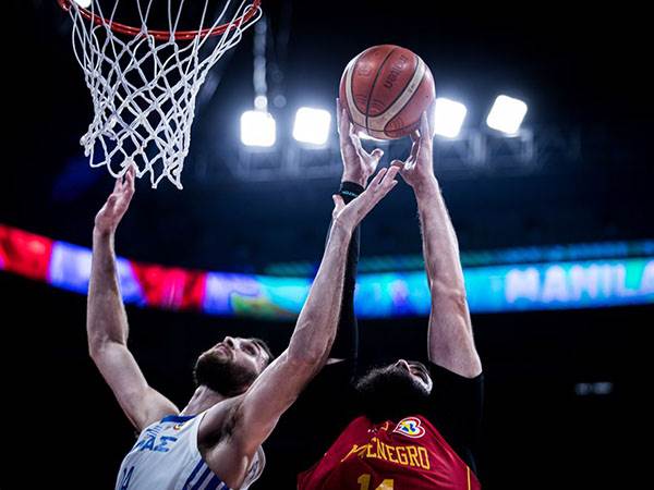 (FIBA)