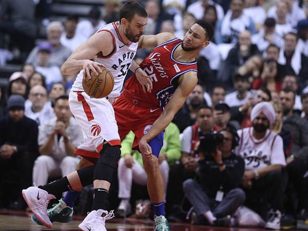 "הוא תינוק בכיין". סימונס (GETTY)