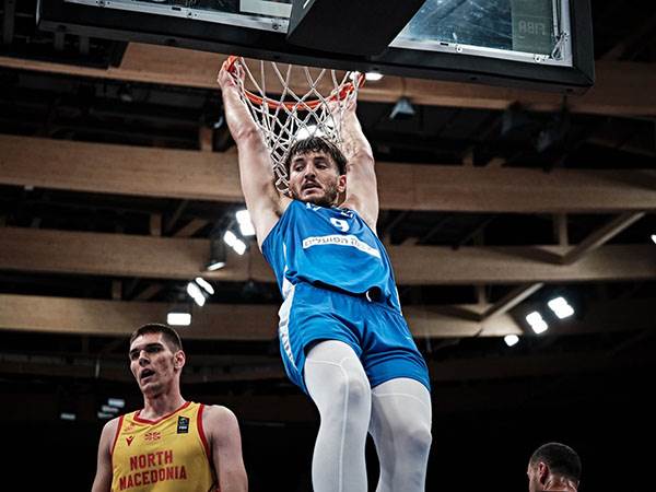 (FIBA)