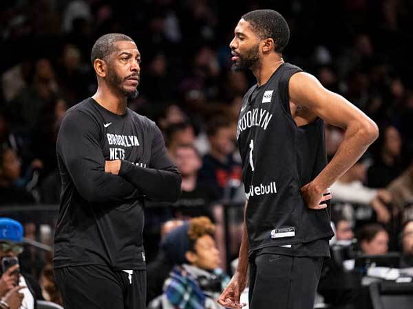 קווין אולי ומיקאל ברידג`ס (Kostas Lymperopoulos/NBAE via Getty Images)