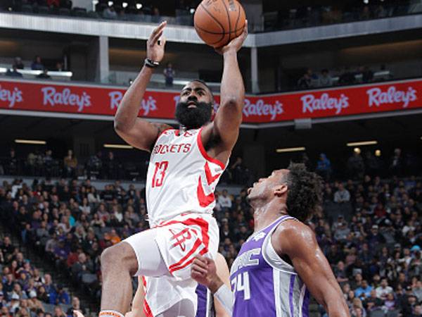 בקלות. הארדן (צילום: Rocky Widner/NBAE via Getty Images)