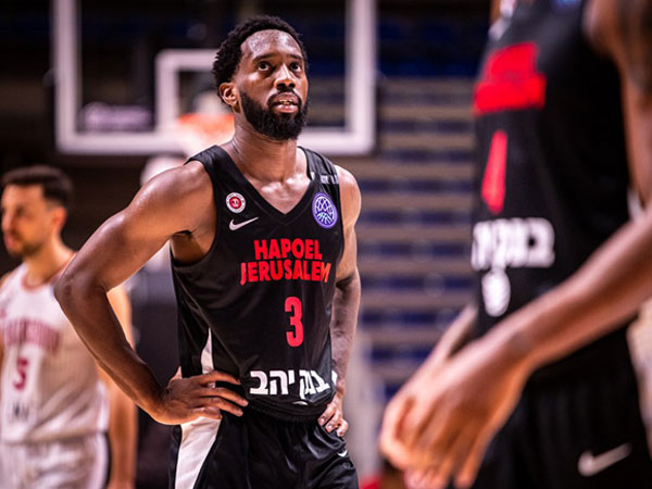 ילבש את מדי הנבחרת? (FIBA)