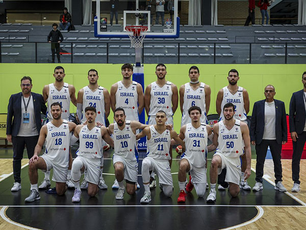 הנבחרת פתחה קמפיין (FIBA)