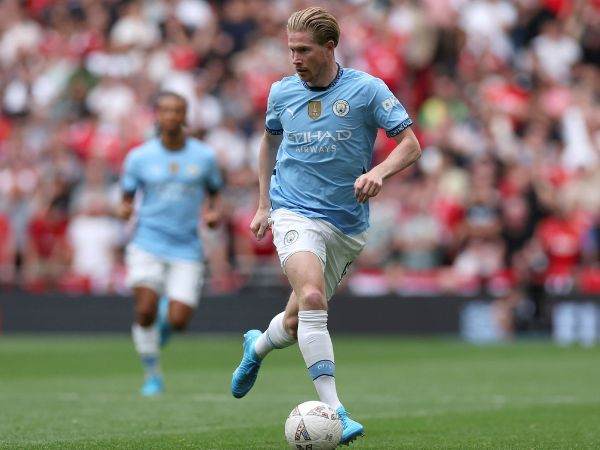 בדרך החוצה? (Eddie Keogh - The FA/The FA via Getty Images)