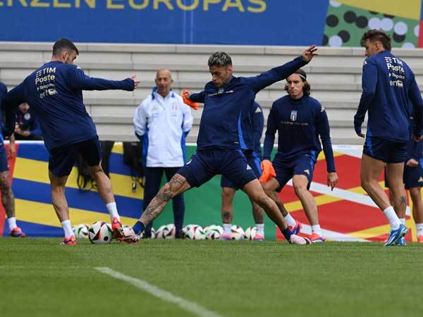 סקמאקה. המושיע של איטליה? (Claudio Villa/Getty Images for FIGC)