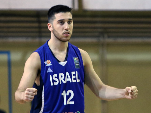 בלאט. רמה אחת מעל כולם (FIBA)