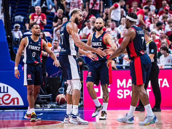 צרפת בגמר, מרחק ניצחון מזהב שני אי פעם (FIBA)