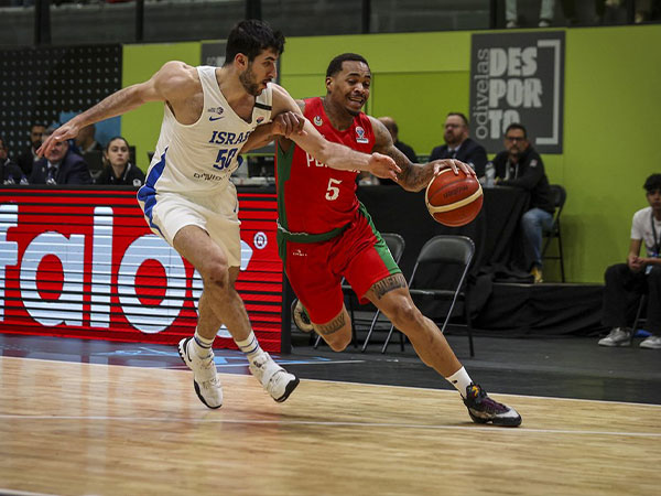 והתקשתה מול פורטוגל (FIBA)