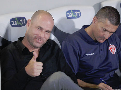 לא, לא הכל בסדר. דומב (אלן שיבר)