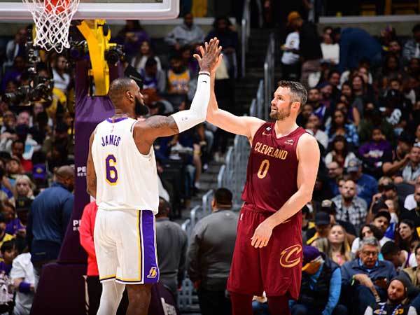 דורש הסתגלות (Adam Pantozzi/NBAE via Getty Images)