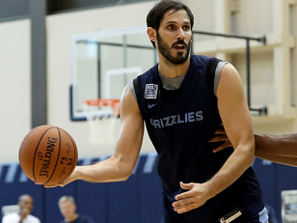 פותח עונה עשירית ב-NBA. כספי (getty)