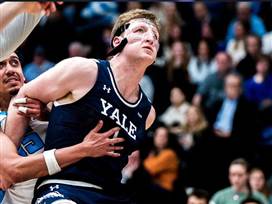 דני וולף (YALE BASKETBALL)