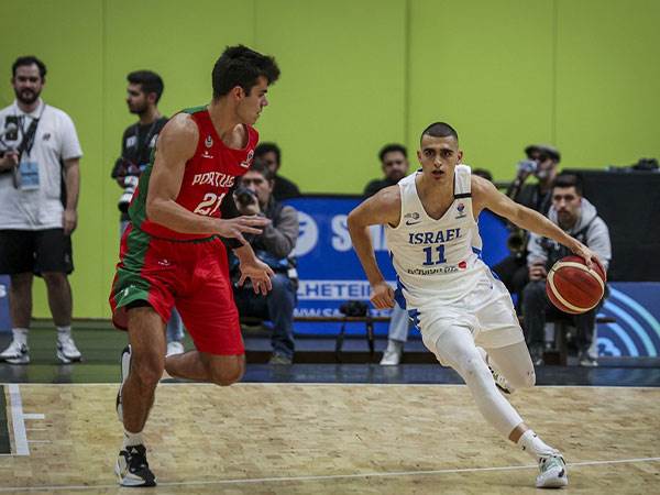 כשגם ים מדר בלט בכחול לבן (FIBA)