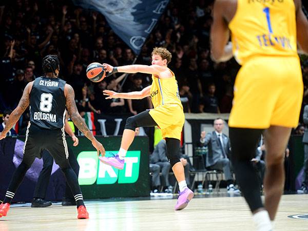 יוקובאיטיס. הראה למה בליטא העלו תהיות לגביו (Euroleague Basketball via Getty)