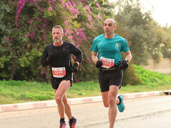 חצי מרתון השרון | צילום: ארז ארטנשטיין, שוונג