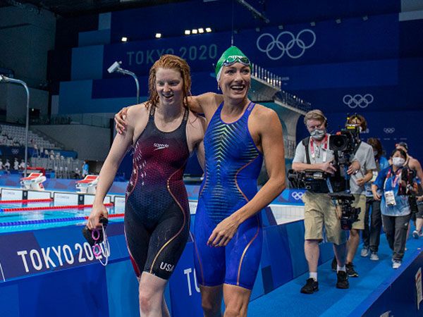 ג'ייקובי (משמאל) עם שואנמייקר בסיום (gettyimages)