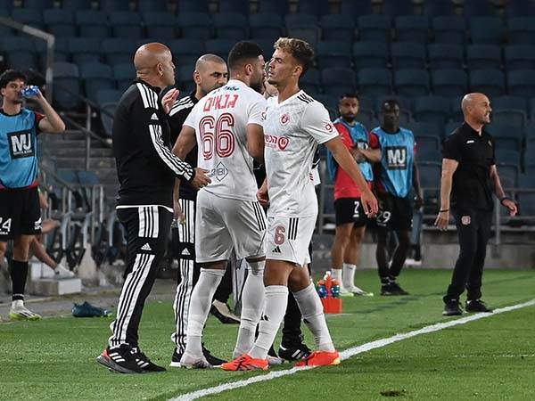 “Everyone collapses under pressure”: hard feelings in Hapoel Tel Aviv