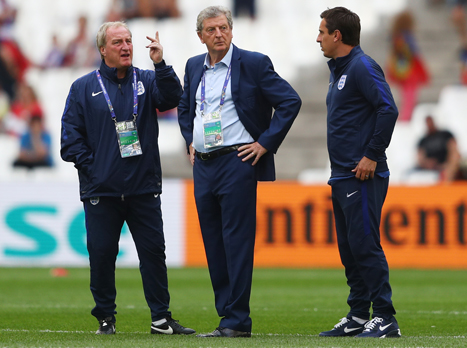 רוי הודג`סון וגארי נוויל מוכנים (getty)