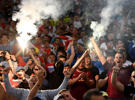 הקהל הרוסי בטירוף אחרי המשחק (getty)