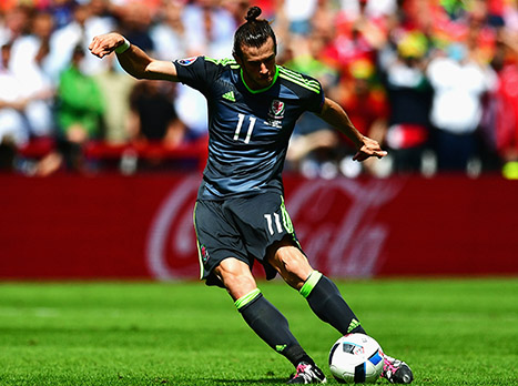 רגע הבעיטה של בייל (gettyimages)