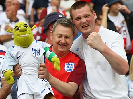 האנגלים והקמע שלהם - שרק (getty)